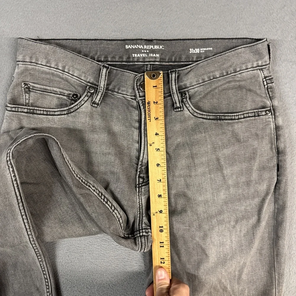 Banana Republic Jeans Mens 31x30 (Fits 31x28) Gray Travel Athletic Fit Denim